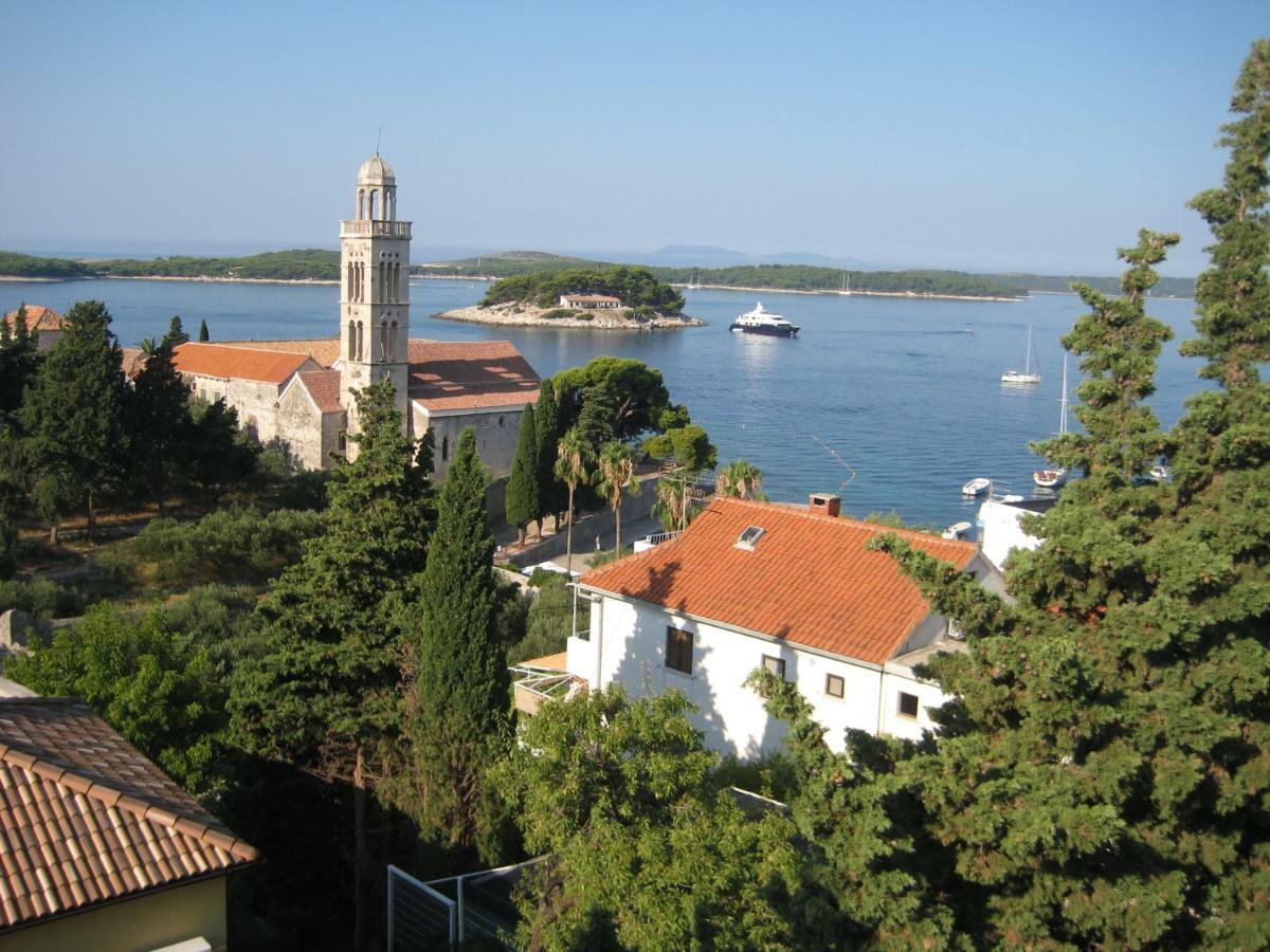 Castle Stambuk Apartment Hvar Town Luaran gambar